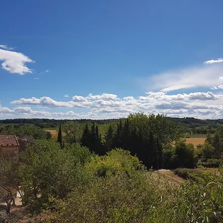 Apartmán Roulotte Farigoule Avec Jacuzzi Baron (Gard)