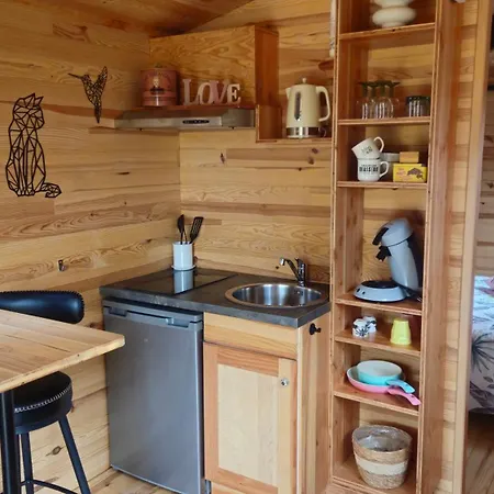 Roulotte Farigoule Avec Jacuzzi Apartmán Baron (Gard)